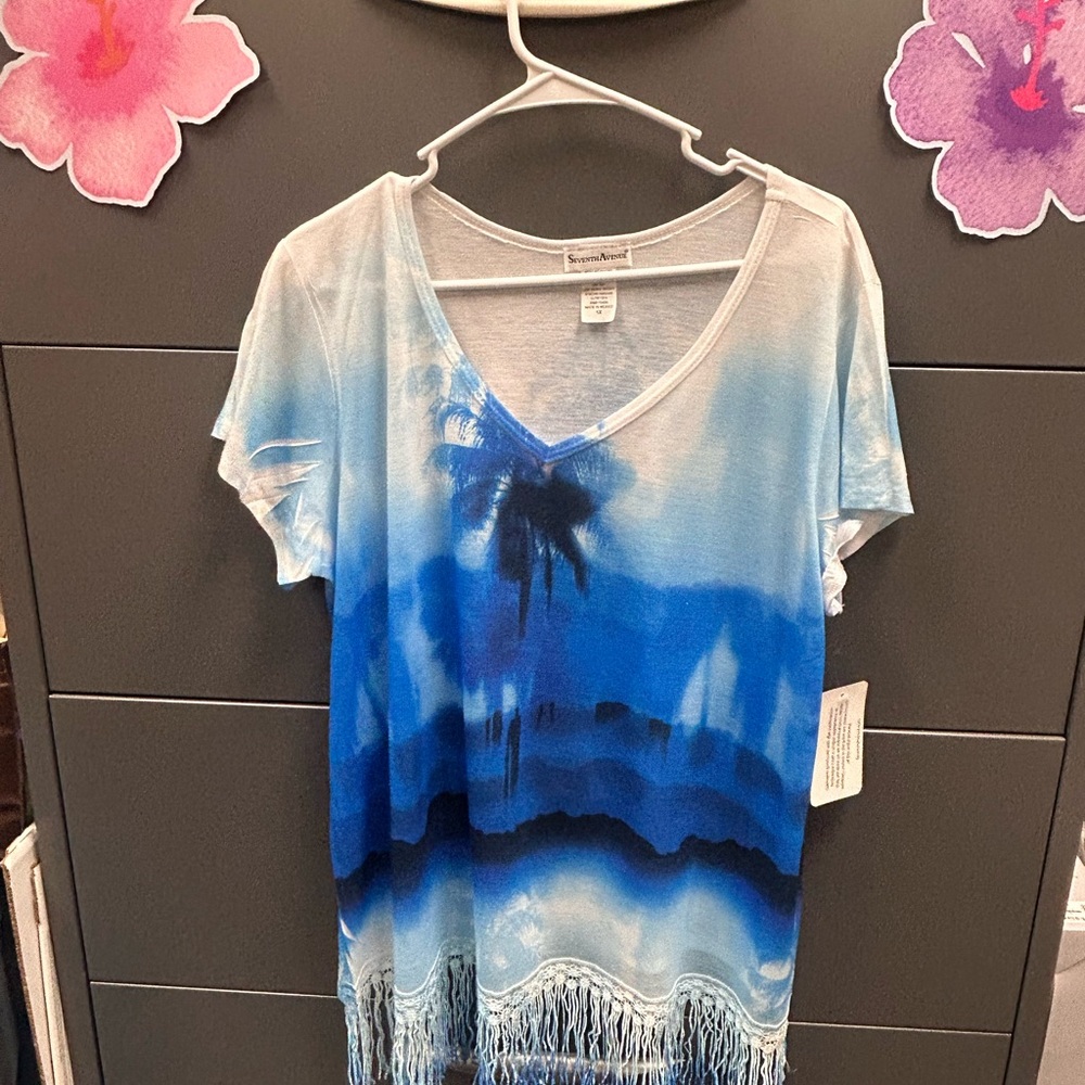 Seventh Avenue Blue Hawaii Graphic Short Sleeve Tee with Fringe